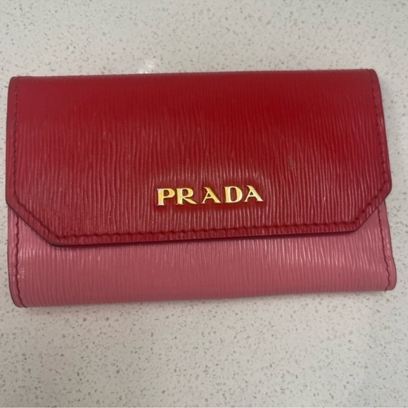 PRADA PINK/RED KEY WALLET W SNAP CLOSURE. Leather - Picture 1 of 5